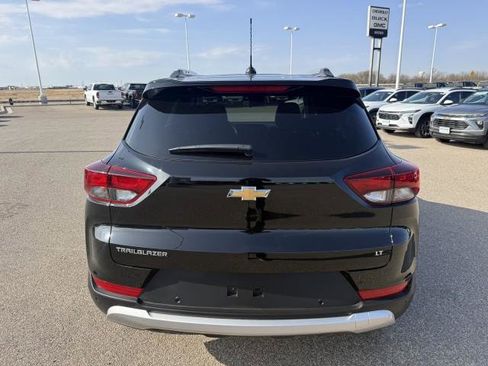 New 2026 Chevrolet TrailBlazer LT w/ Driver Confidence Package image 8