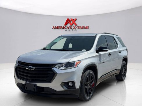 Used 2021 Chevrolet Traverse Premier w/ Redline Edition FWD image 1