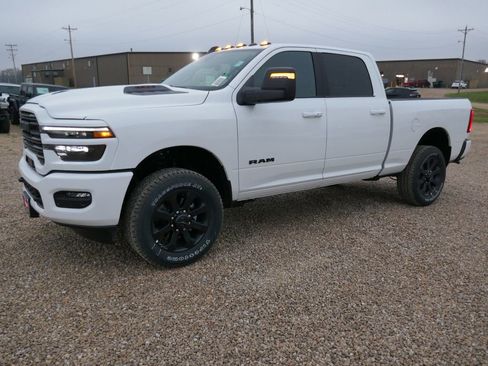 New 2026 RAM 2500 Laramie w/ Night Edition AWD/4WD image 8