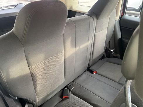 Used 2014 Jeep Patriot Latitude image 12