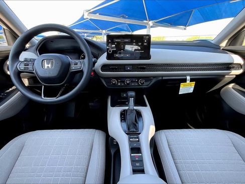 New 2026 Honda HR-V LX image 5