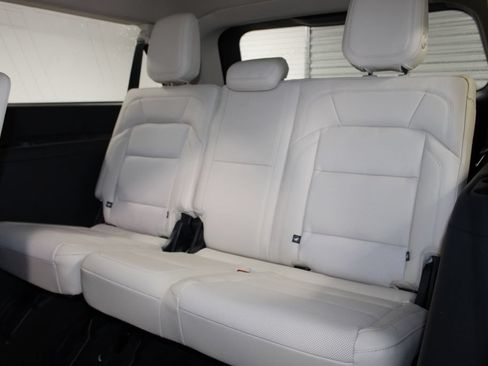 New 2027 Lincoln Navigator L Reserve RWD image 29