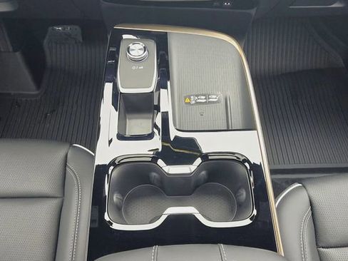 New 2026 Buick Enclave Avenir w/ Super Cruise Package FWD image 29