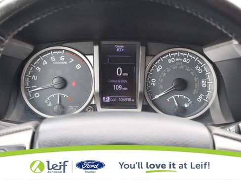 Used 2016 Toyota Tacoma SR5 w/ SR5 Appearance Package (SN) image 22