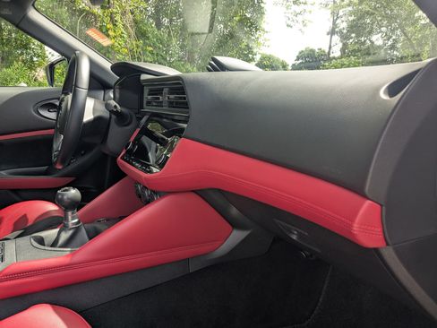 Used 2024 Nissan Z Performance w/ Floor Mat Package RWD image 25