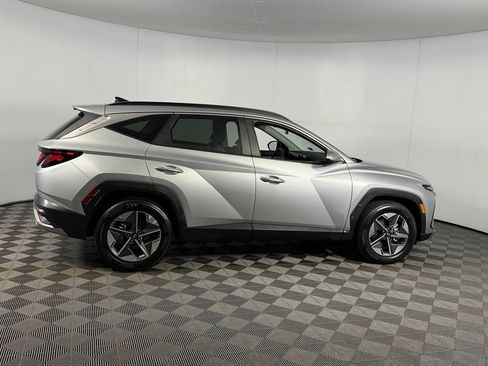 Used 2026 Hyundai Tucson SEL FWD image 6