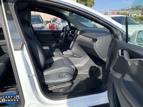 Used 2019 Tesla Model X P100D image 73
