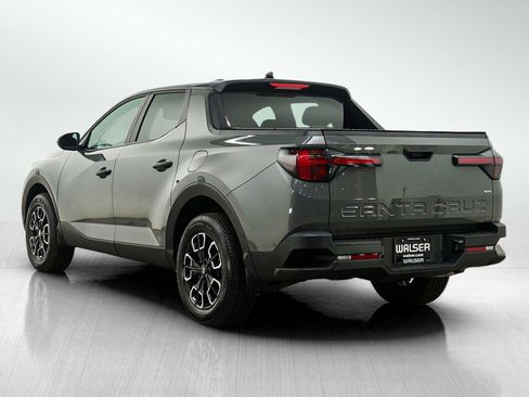 Used 2023 Hyundai Santa Cruz SEL image 3
