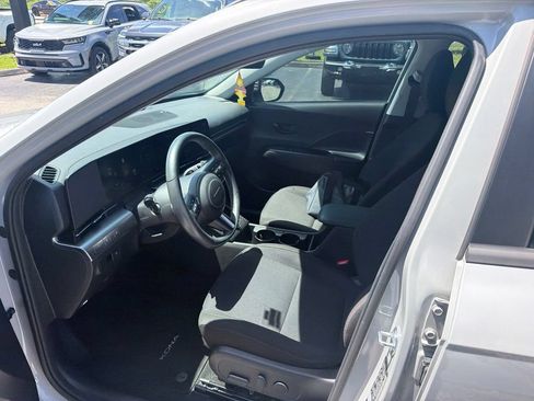Used 2024 Hyundai Kona SEL w/ Convenience Package AWD/4WD image 6