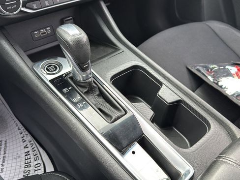 Used 2020 Nissan Sentra SV image 21