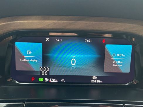 Used 2025 Volkswagen Atlas SE image 41