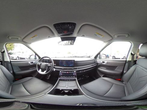 Used 2025 Hyundai Santa Fe SEL FWD image 45