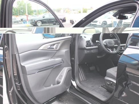 New 2027 Chevrolet Traverse LT w/ Midnight/Sport Edition AWD/4WD image 8