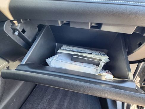 Used 2023 GMC Acadia SLE image 48