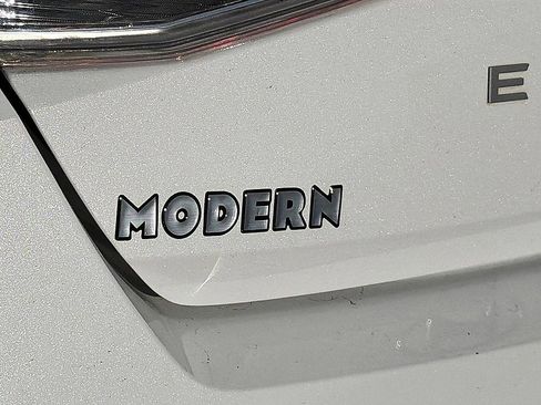 Used 2024 Hyundai Elantra SEL image 24