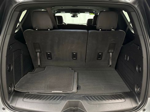 Used 2025 Chevrolet Tahoe LT AWD/4WD image 5