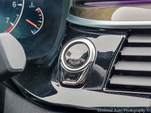 Used 2019 BMW 640i Gran Turismo xDrive 640 Gran Turismo i xDrive w/ Luxury Seating Package image 19