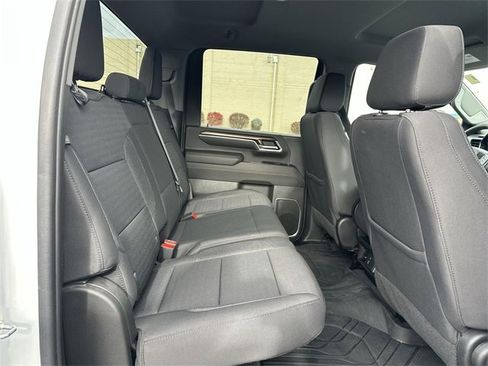 Used 2024 Chevrolet Silverado 3500 LT w/ Convenience Package image 25