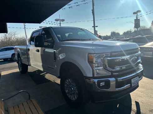 Used 2020 Ford F350 XLT w/ XLT Value Package image 2