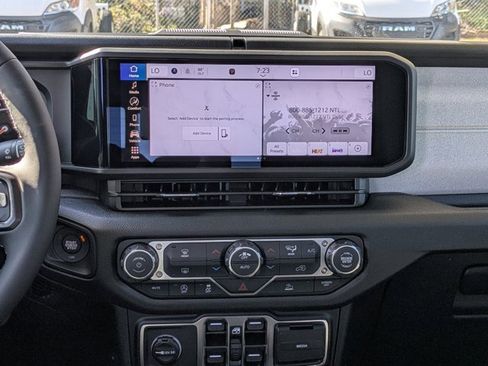 New 2026 Jeep Gladiator Willys image 15