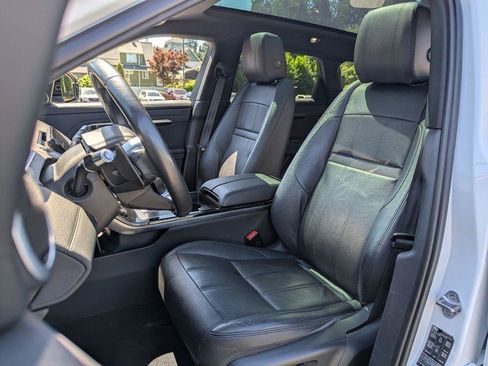 Used 2020 Land Rover Range Rover Evoque SE AWD/4WD image 29