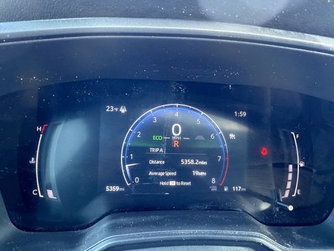 Used 2025 Toyota Corolla SE image 34