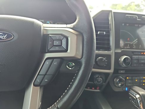 Used 2018 Ford F150 Lariat w/ Equipment Group 502A Luxury AWD/4WD image 22