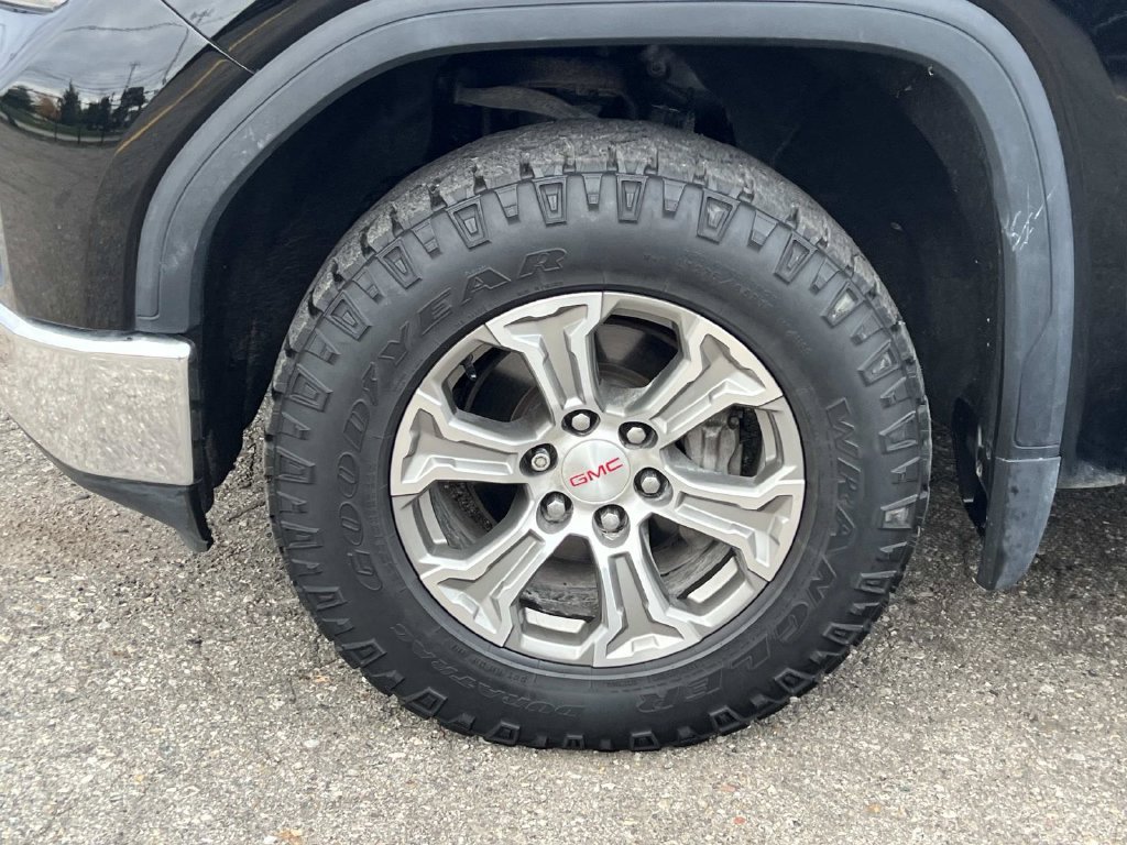 Used 2020 GMC Sierra 1500 4x4 Crew Cab w/ Sierra Value Package image 8