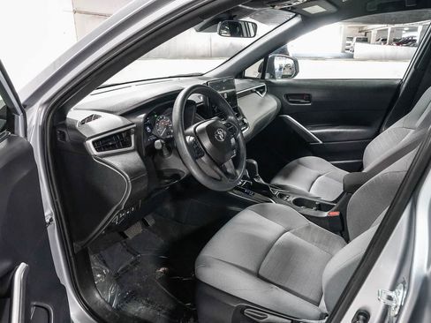 Certified 2025 Toyota Corolla Cross AWD Hybrid image 18