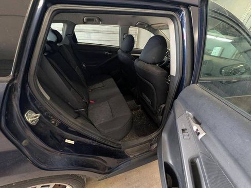 Used 2009 Pontiac Vibe w/ Preferred Package FWD image 22