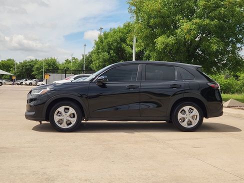 Used 2025 Honda HR-V LX image 4