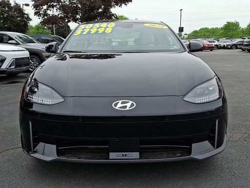 Used 2024 Hyundai Ioniq 6 SEL AWD/4WD image 2