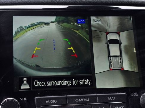 Used 2023 Nissan Titan PRO-4X w/ Pro-4x Convenience Package image 39