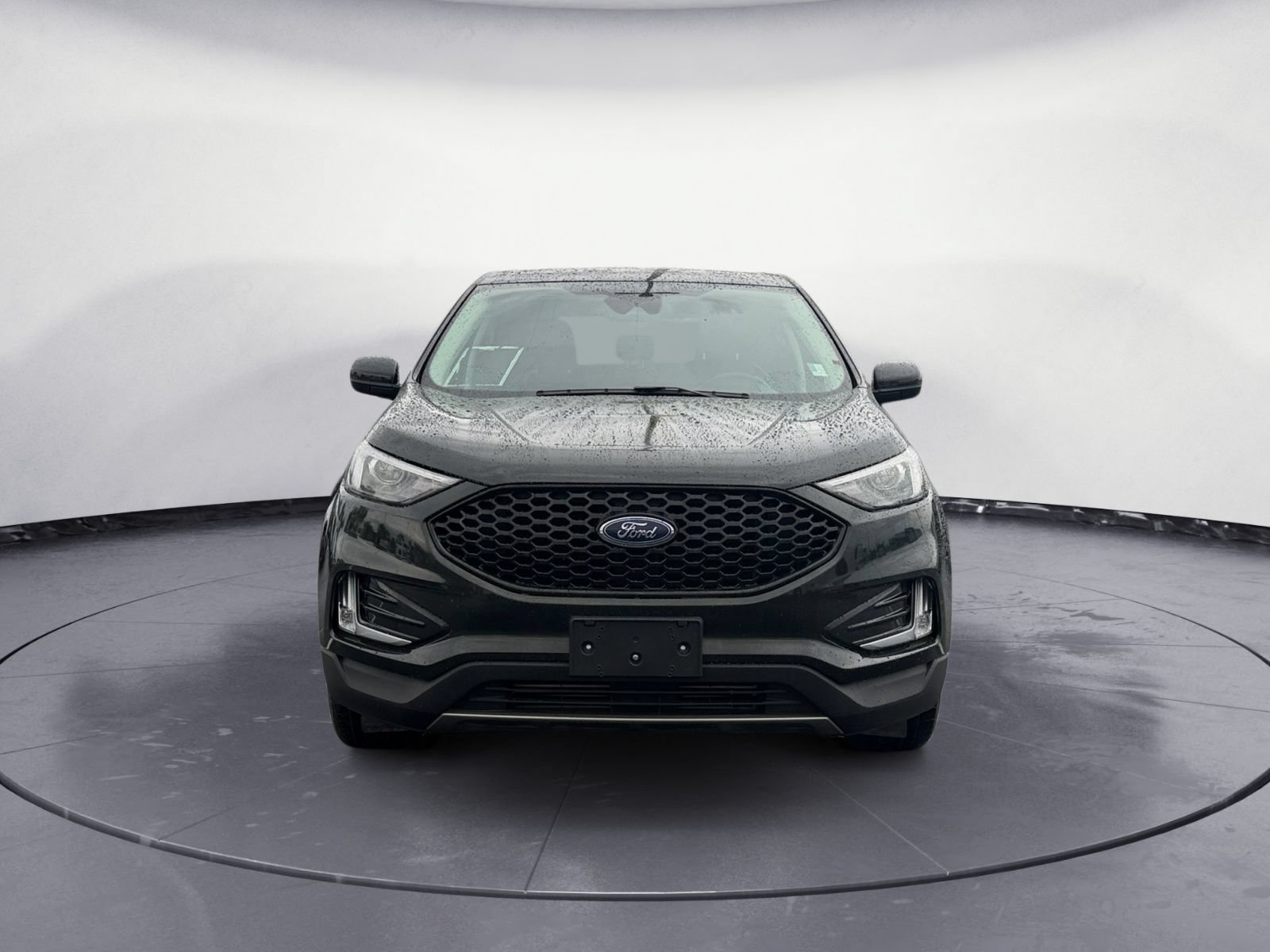 Used 2024 Ford Edge SEL w/ Convenience Package AWD/4WD image 2