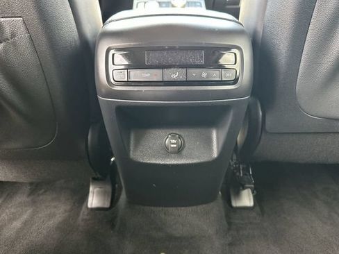 Used 2025 Hyundai Palisade SEL FWD image 21