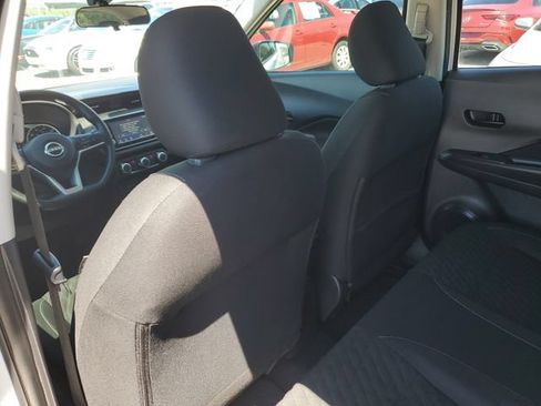 Used 2022 Nissan Kicks S FWD image 13