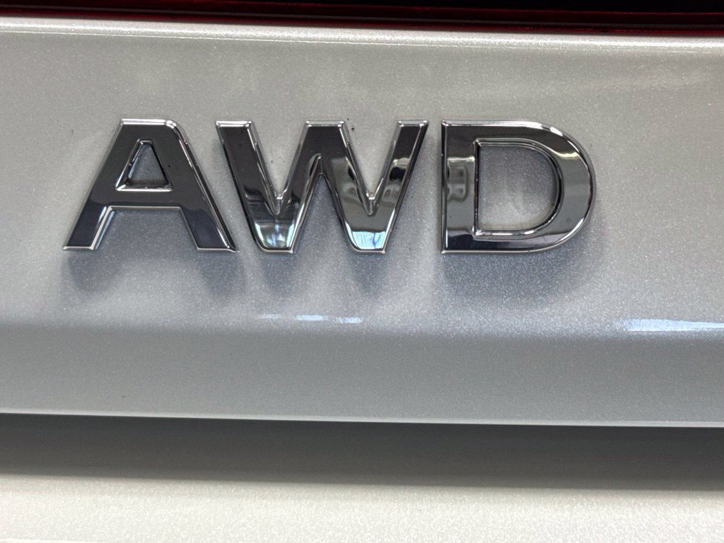 Used 2017 INFINITI Q60 3.0t AWD/4WD image 30