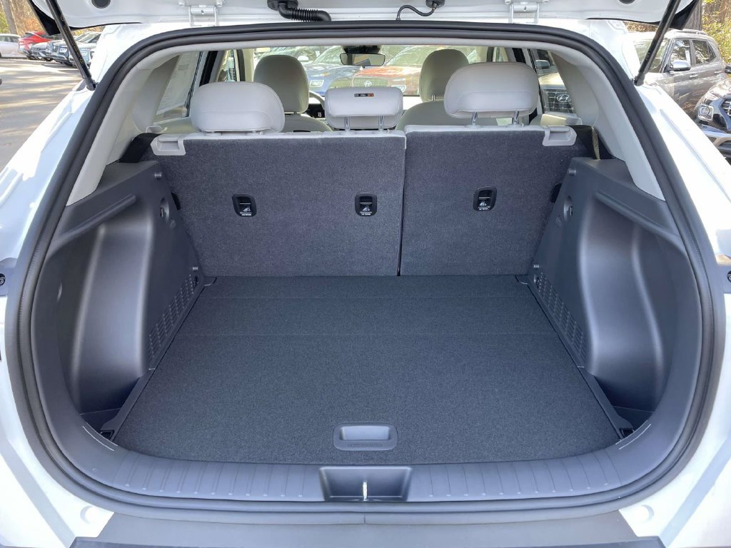 New 2026 Hyundai Kona SEL Sport FWD image 8