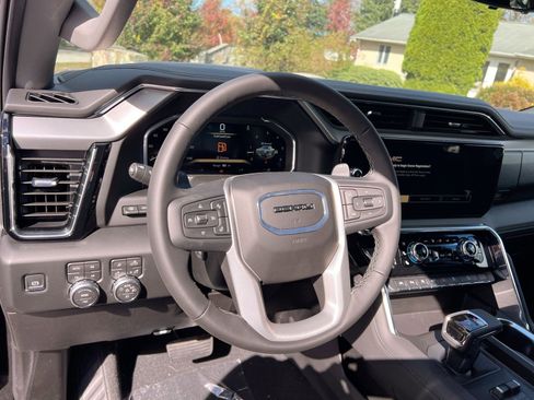 New 2026 GMC Sierra 1500 Denali w/ Denali Reserve Package image 15