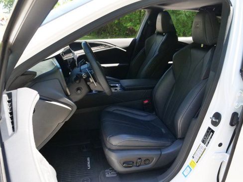 Used 2023 Lexus RX 350 F Sport w/ Accessory Package AWD/4WD image 3