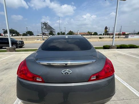 Used 2015 INFINITI Q60 Sport RWD image 15