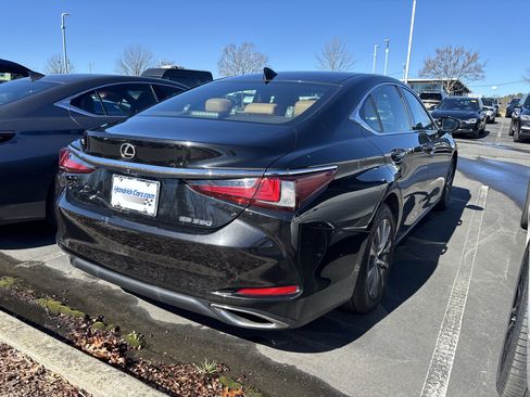 Used 2019 Lexus ES 350 w/ Accessory Package 2 image 24