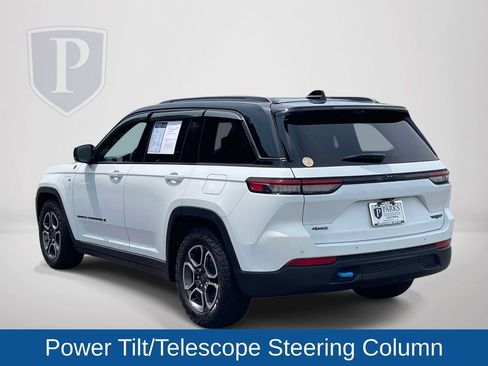 Used 2023 Jeep Grand Cherokee Trailhawk w/ Advanced Protech Group II AWD/4WD image 6