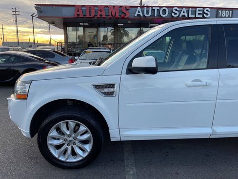 Used 2013 Land Rover LR2 HSE AWD/4WD image 27