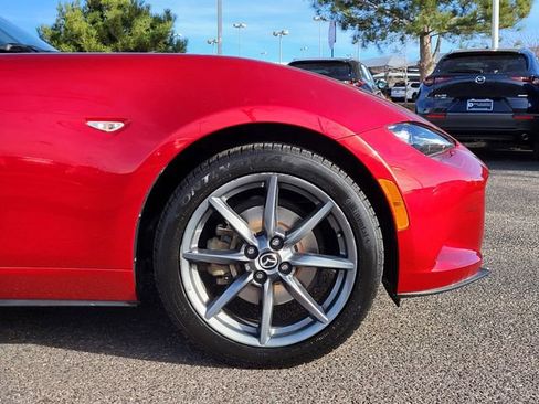 Used 2017 MAZDA MX-5 Miata RF Grand Touring image 28