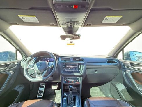 Certified 2024 Volkswagen Tiguan SEL R-Line w/ MDO Package, Two-Row image 6