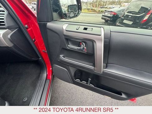 Used 2024 Toyota 4Runner SR5 image 32