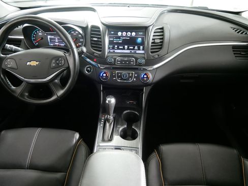 Used 2019 Chevrolet Impala Premier FWD image 10