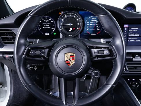 Used 2020 Porsche 911 Carrera 4S w/ Sport Package AWD/4WD image 18