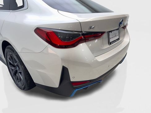 Used 2023 BMW i4 eDrive40 w/ Premium Package RWD image 19